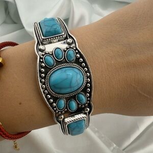 Vintage Antique Cuff Turquoise and Silver Women's Bracelet